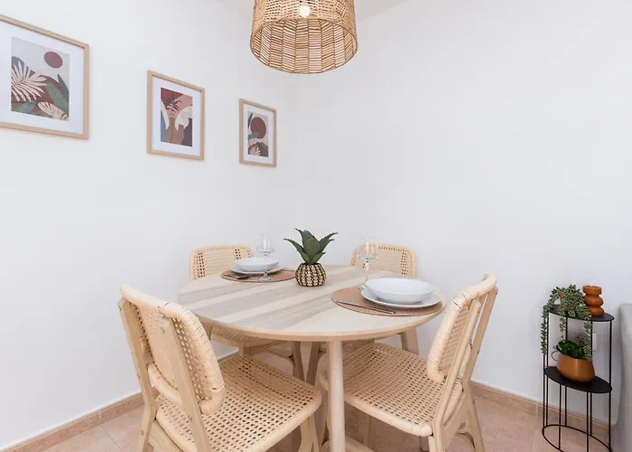 公寓 Home2book Duna Sunset Apartment, Pool & Terrace