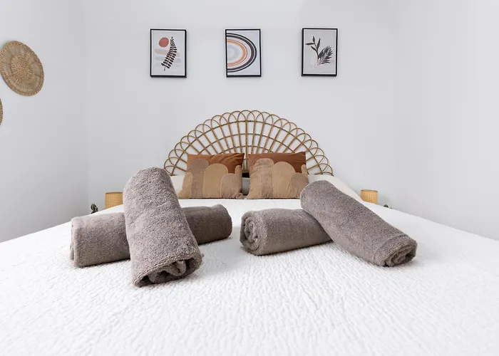 Home2book Duna Sunset Apartment, Pool & Terrace *